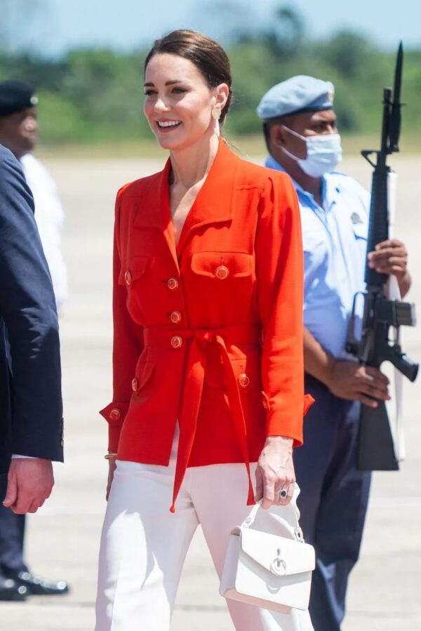 凯特王妃带火的英国时尚品牌Mulberry包包