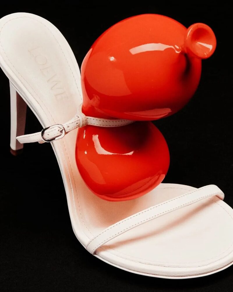 罗意威新款女鞋 气球的设计